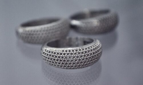 Jak wyczyścić srebro – domowe sposoby krok po kroku