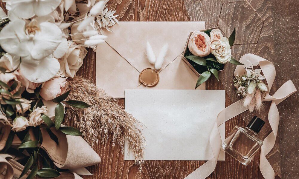 Życzenia ślubne po angielsku – tłumaczenia i gotowe wzory