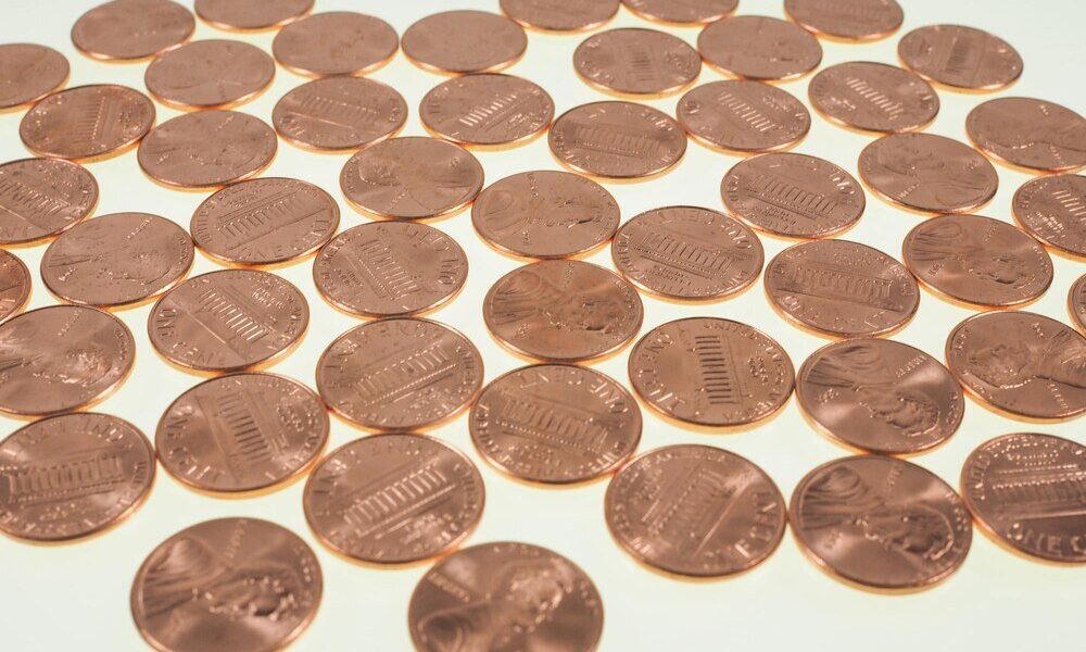 Jak wyczyścić miedziane monety, by ich nie uszkodzić?